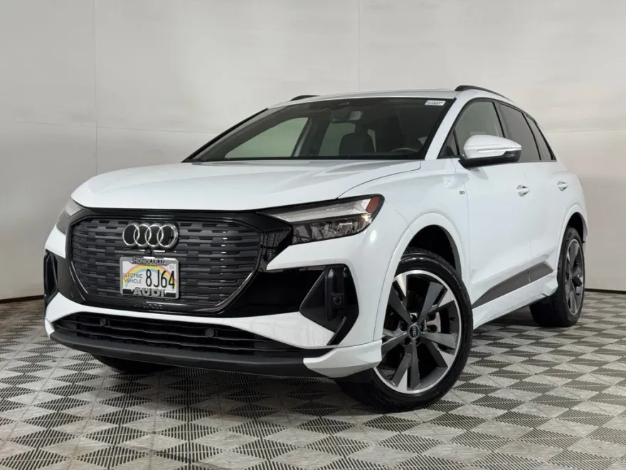 2023 Audi Q4 50 E-tron Premium photo 1