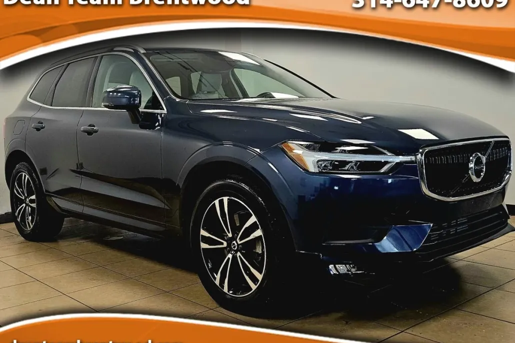2021 Volvo XC60 T5 Momentum photo 1