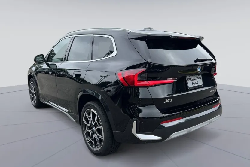 2025 Bmw X1 XDrive28i photo 1