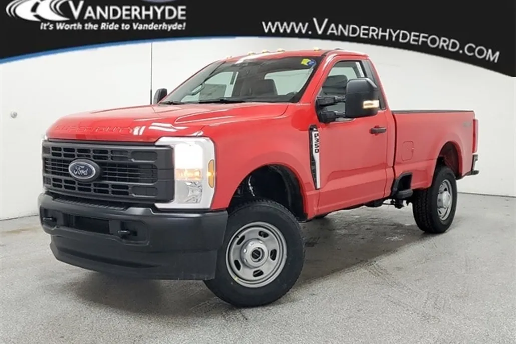2025 Ford F-350 photo 1