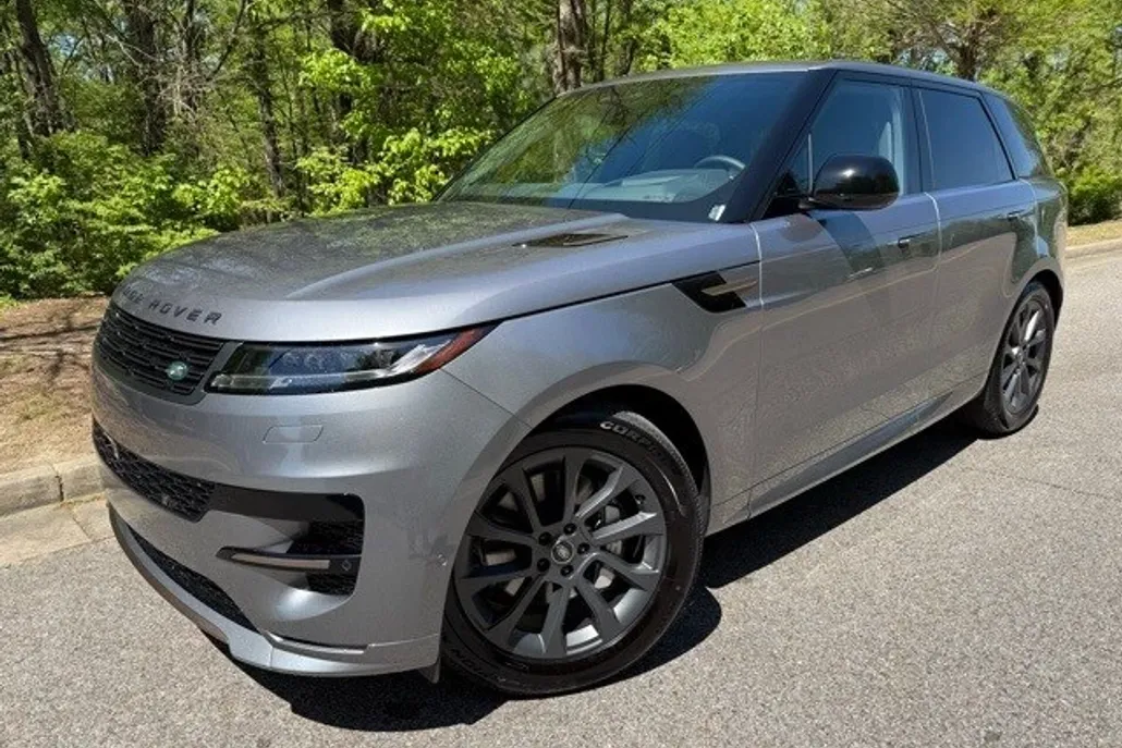 2025 Land Rover Range Rover Sport SE photo 1