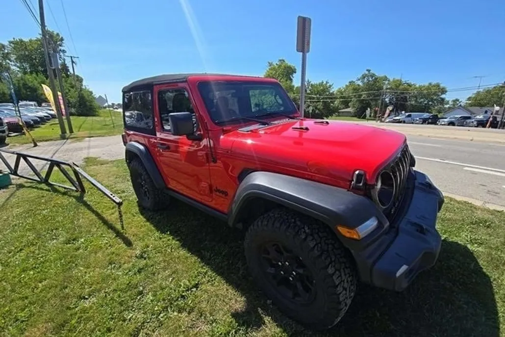 2022 Jeep Wrangler Willys photo 1