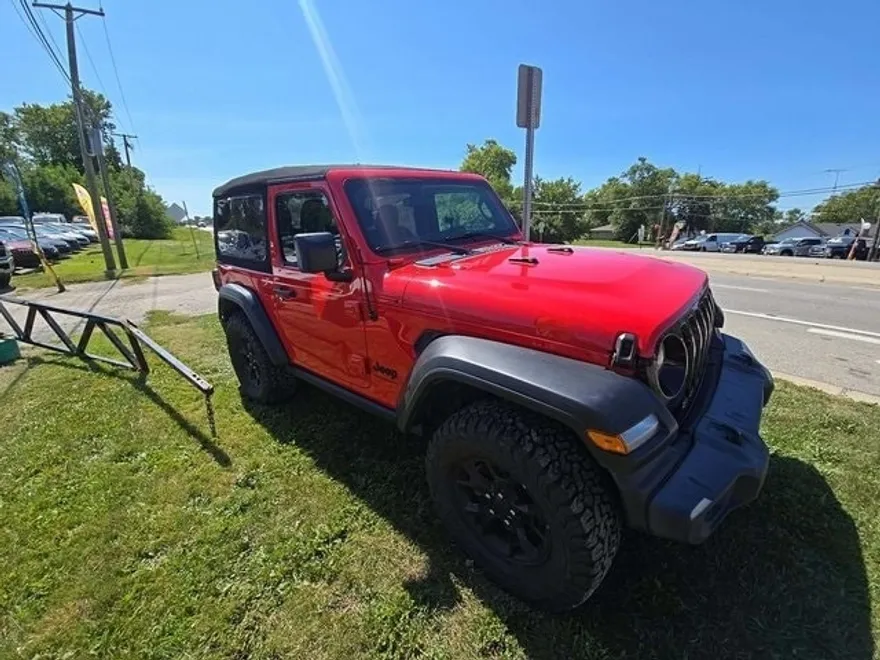2022 Jeep Wrangler Willys photo 1