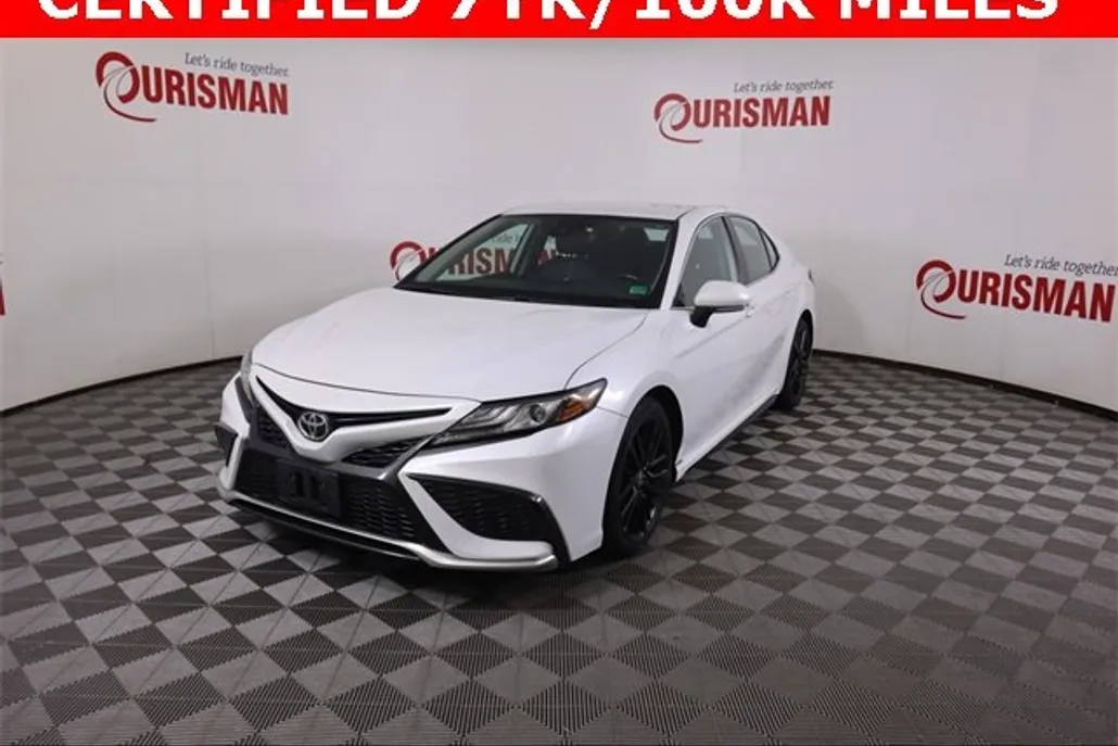 2021 Toyota Camry XSE photo 1