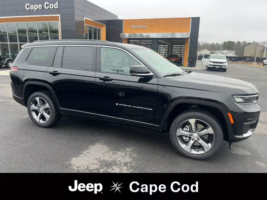 2025 Jeep Grand Cherokee Limited photo 1