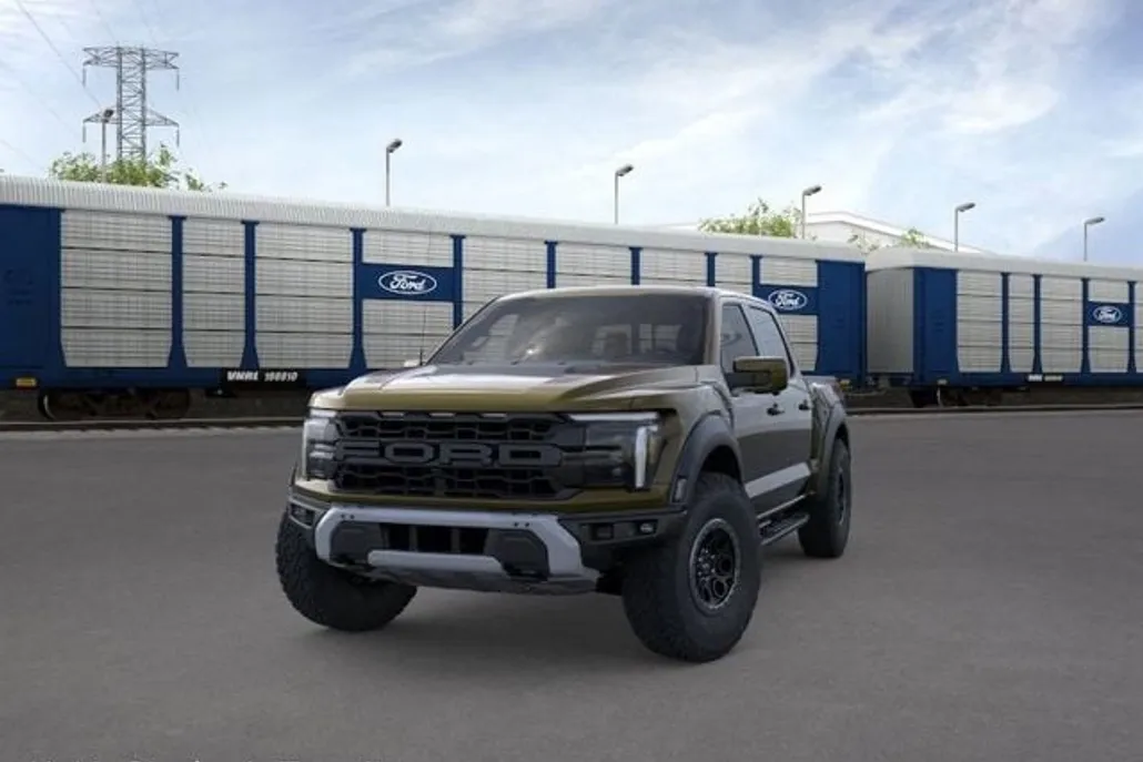 2025 Ford F-150 Raptor photo 1