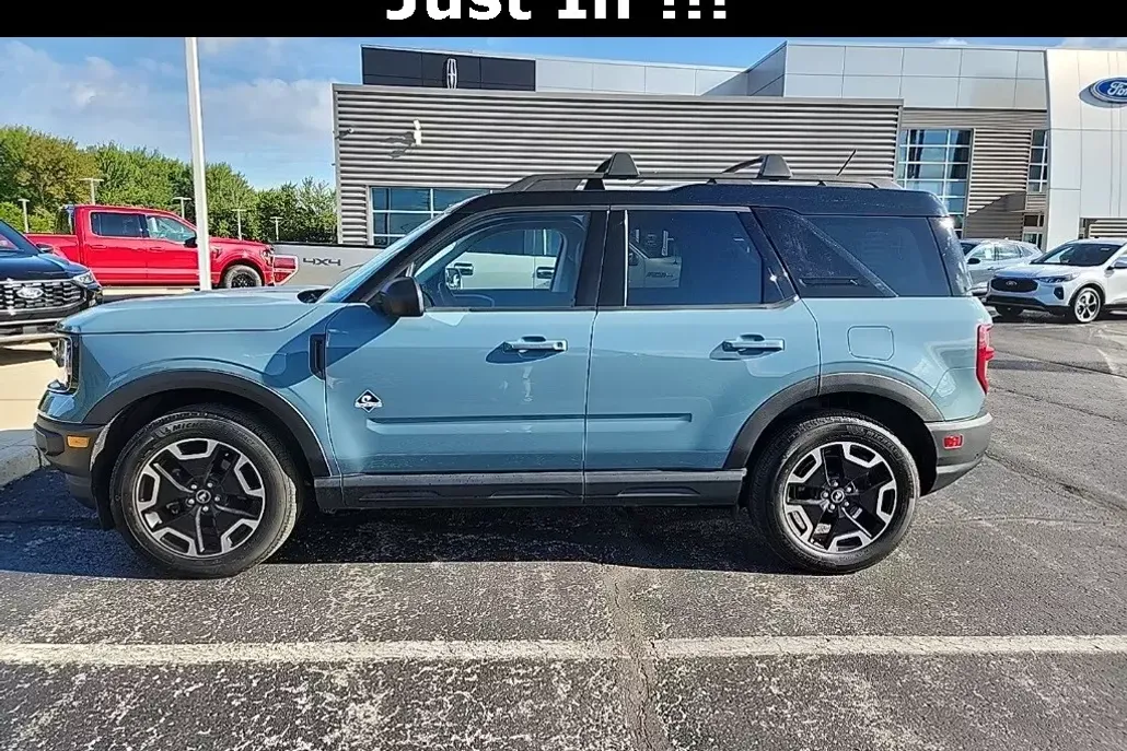 2021 Ford Bronco Sport Outer Banks photo 1