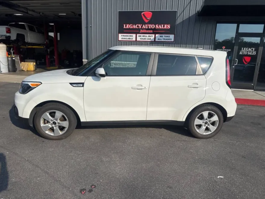 2018 Kia Soul Base photo 1