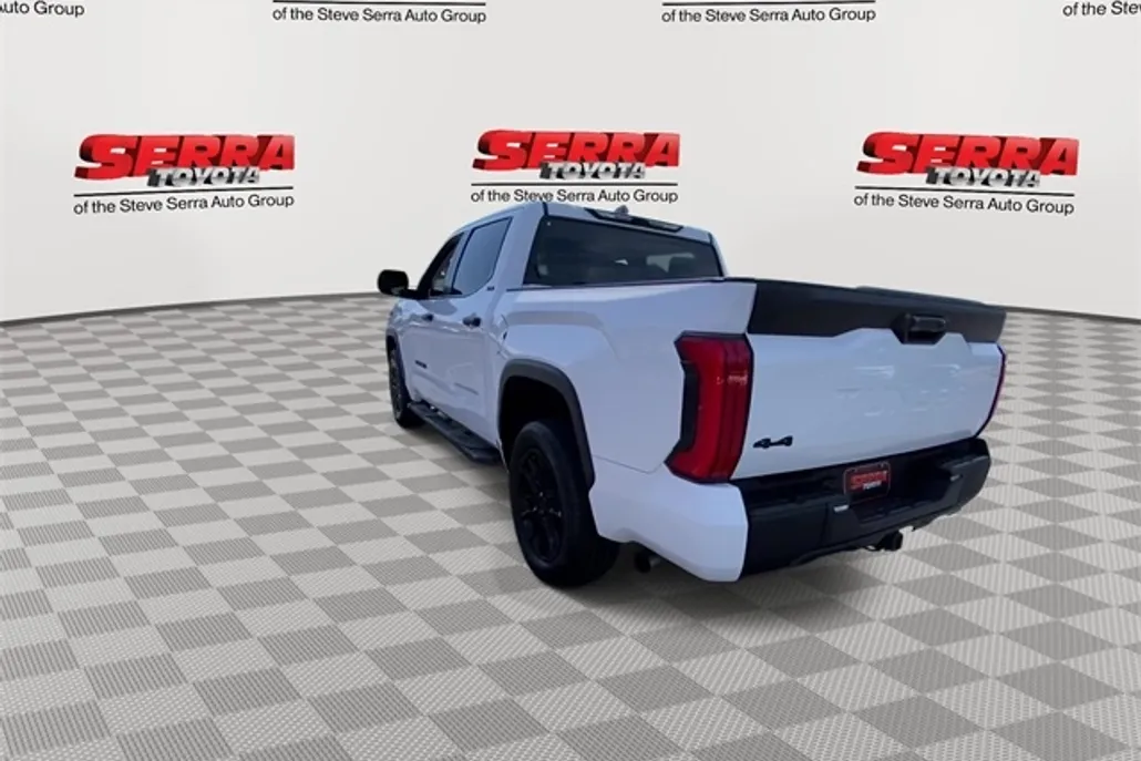 2024 Toyota Tundra SR5 photo 1