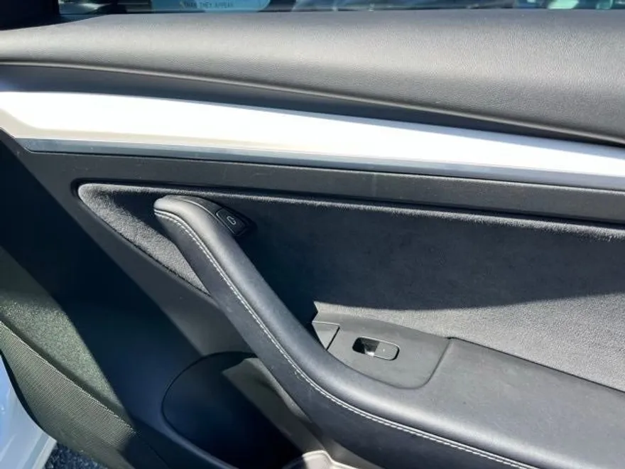 2022 Tesla Model 3 Performance photo 34