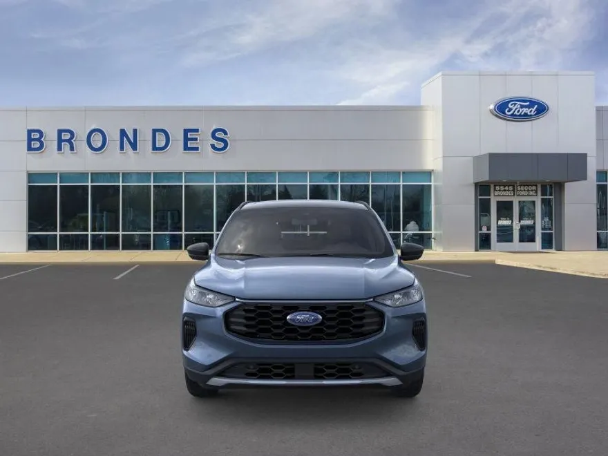 2025 Ford Escape ST-Line photo 1