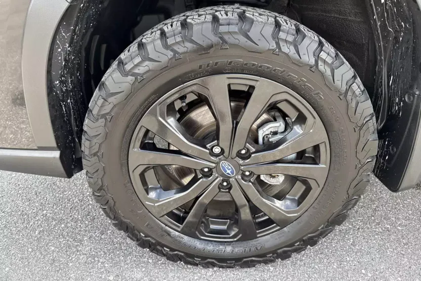 2023 Subaru Forester Sport photo 1