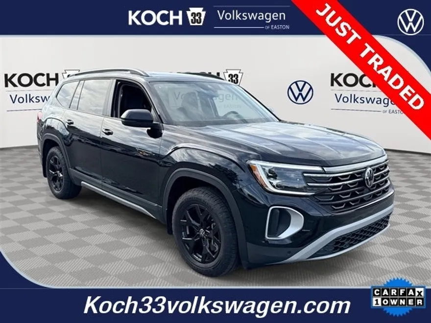 2024 Volkswagen Atlas Peak Edition SEL photo 1