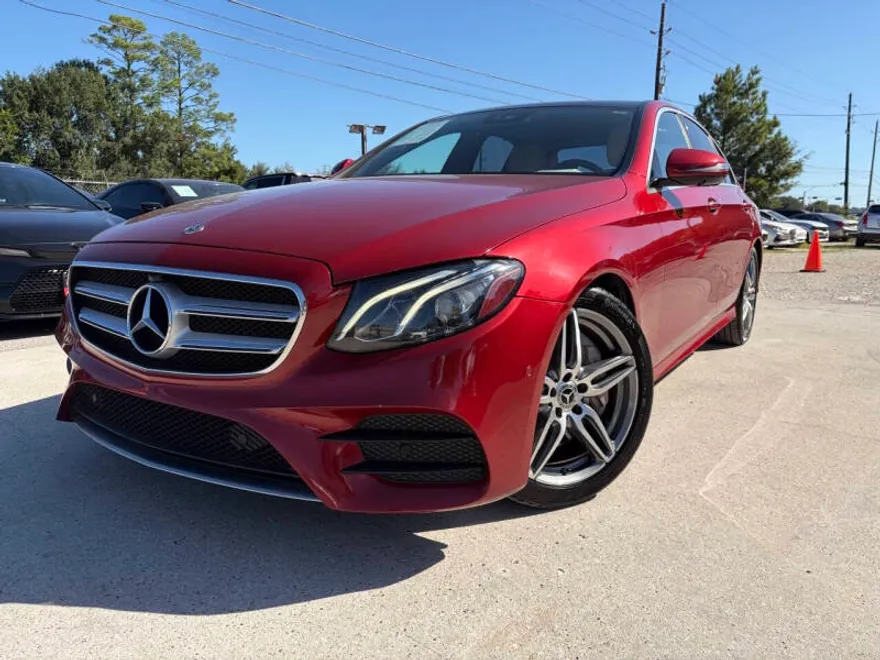 2019 Mercedes Benz E 300 photo 1