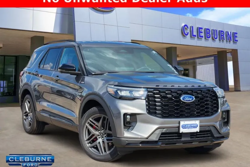 2025 Ford Explorer ST-Line photo 1