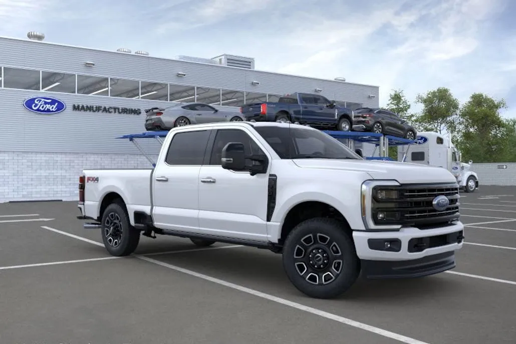 2025 Ford F-350 Platinum photo 1