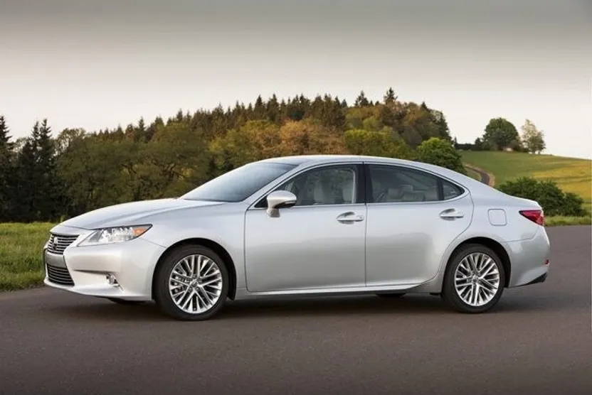 2013 Lexus ES 350 photo 1