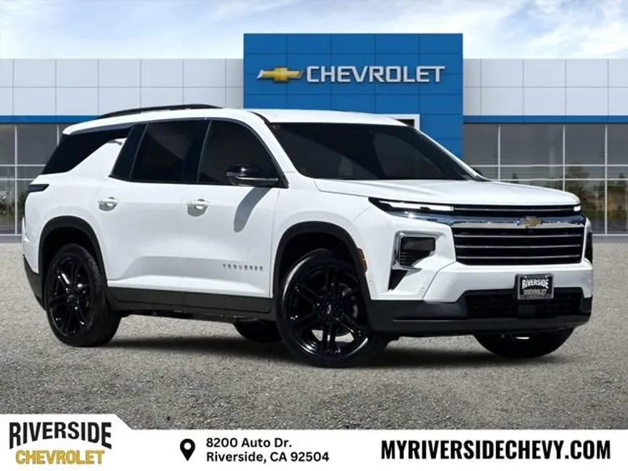 2026 Chevrolet Traverse photo 1