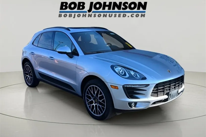 2018 Porsche Macan Base photo 1