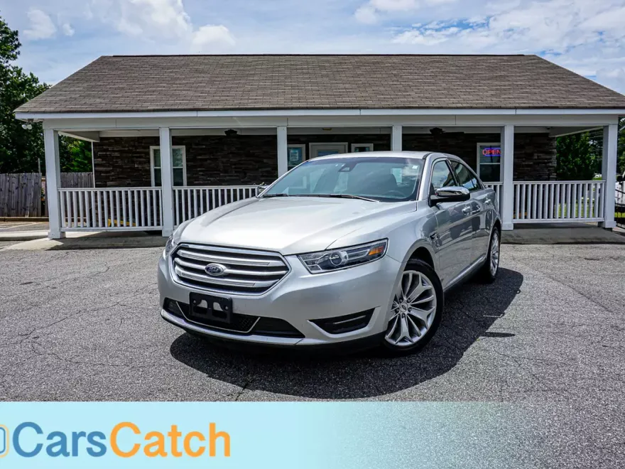 2017 Ford Taurus Limited photo 1