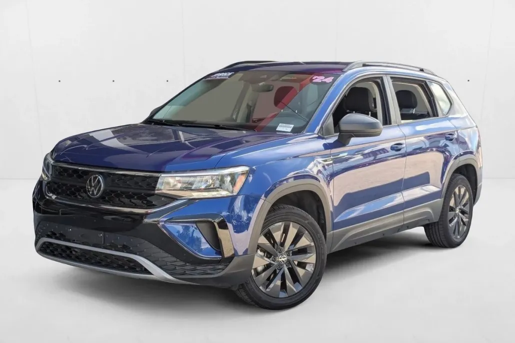 2024 Volkswagen Taos S photo 1