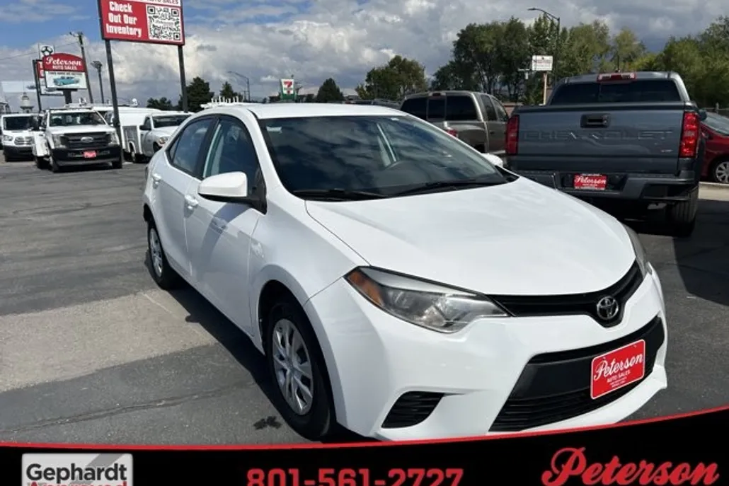 2014 Toyota Corolla L photo 1