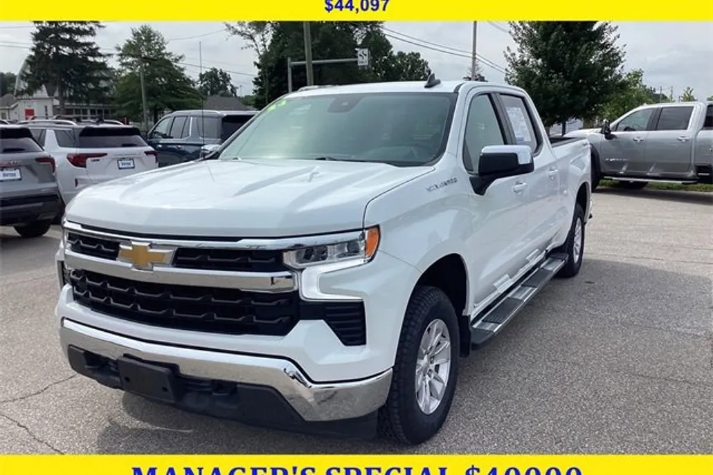 2024 Chevrolet Silverado 1500 LT photo 1
