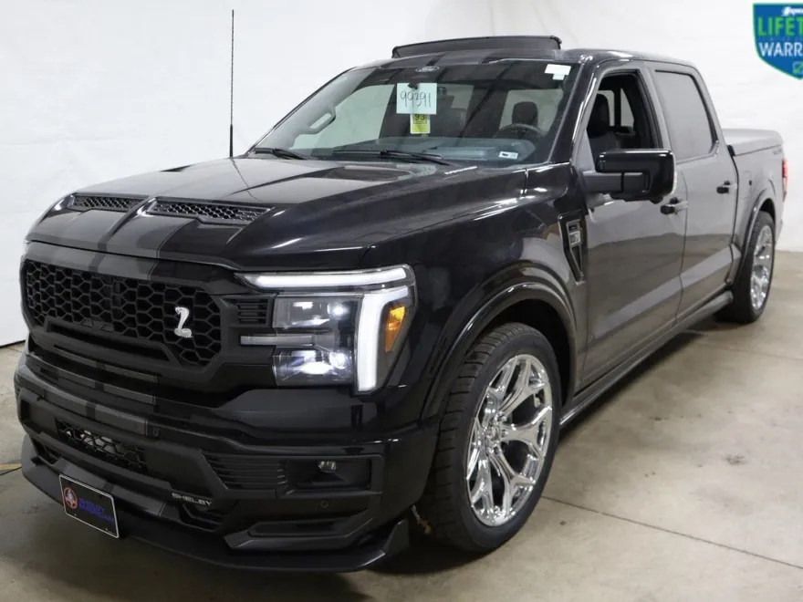 2025 Ford F-150 Lariat photo 1