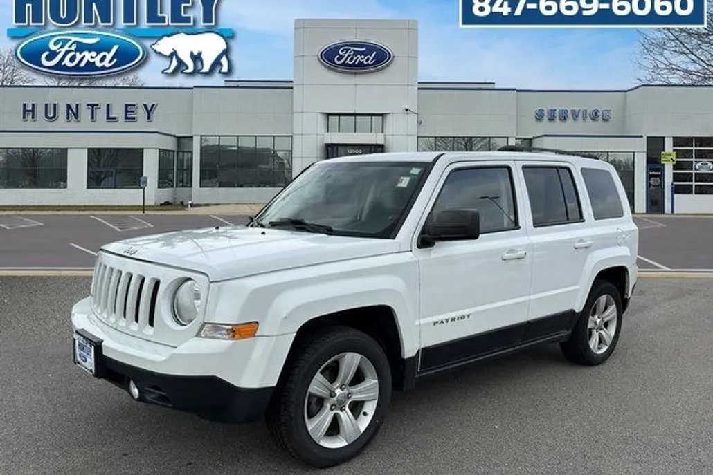 2017 Jeep Patriot Latitude photo 1