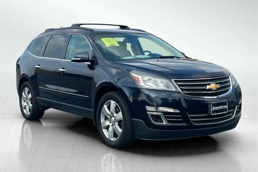 2016 Chevrolet Traverse LTZ photo 1