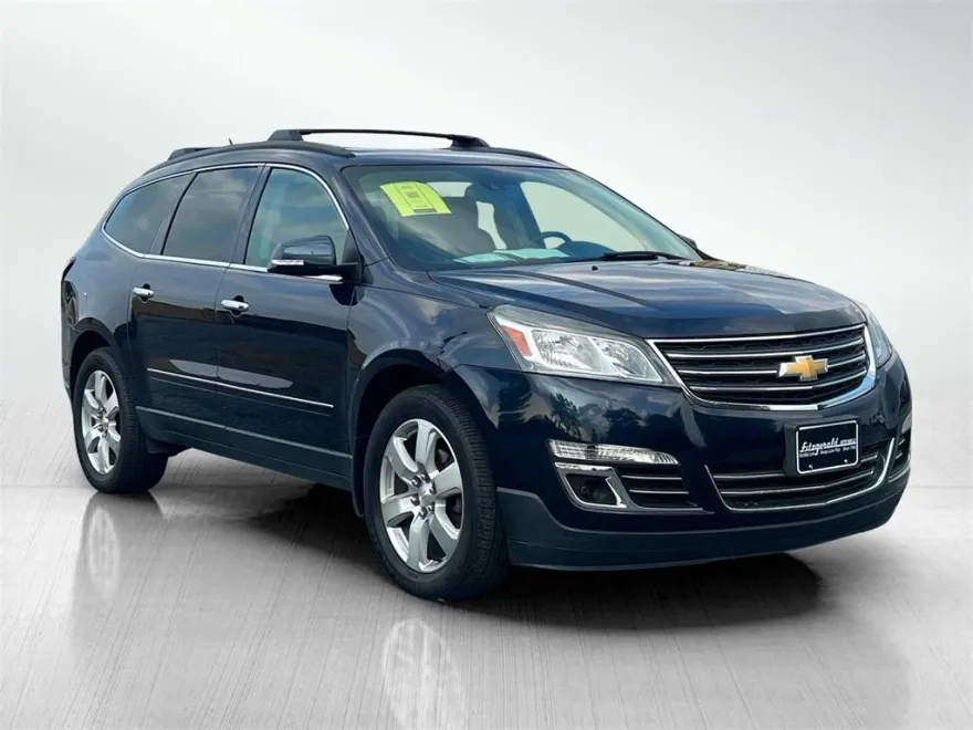 2016 Chevrolet Traverse LTZ photo 1