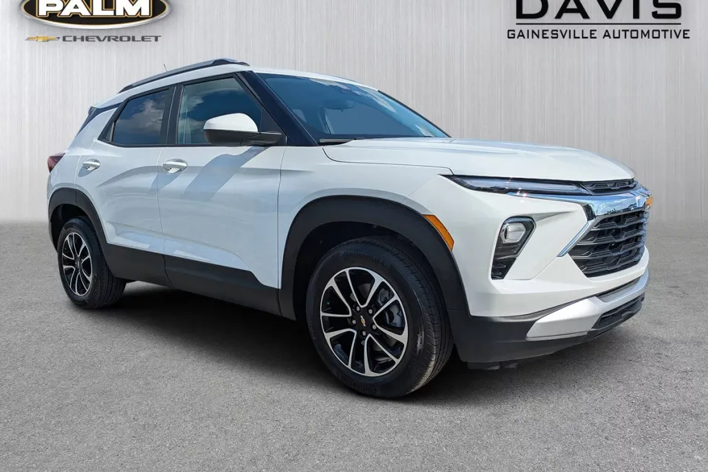 2026 Chevrolet Trailblazer LT photo 1