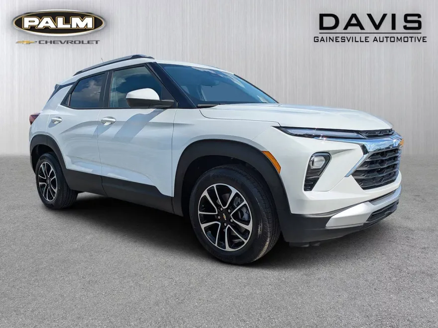 2026 Chevrolet Trailblazer LT photo 1