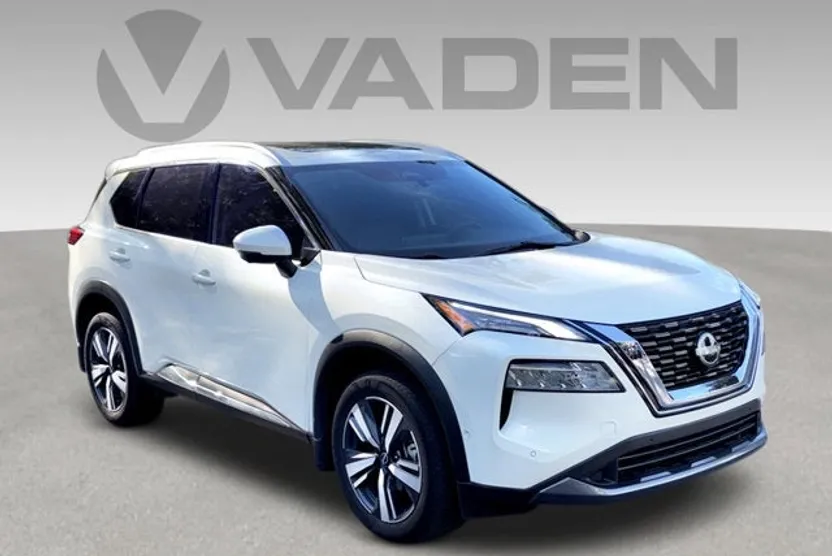 2023 Nissan Rogue SL photo 1