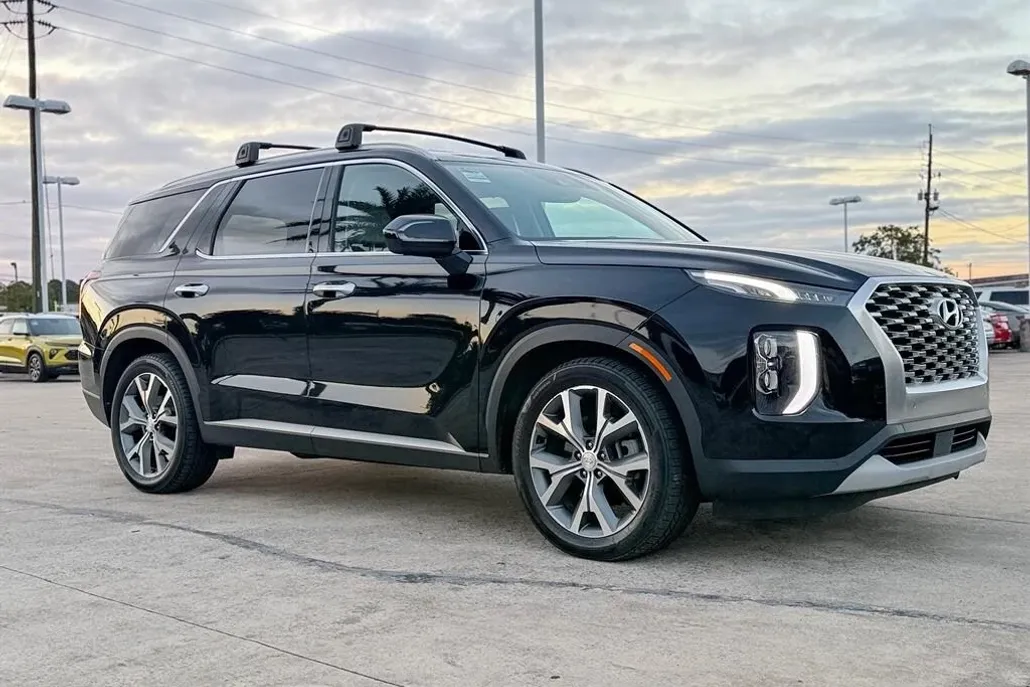 2020 Hyundai Palisade SEL photo 1