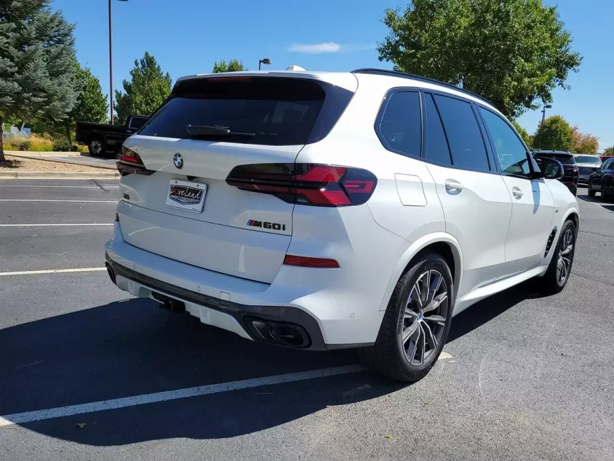 2025 Bmw X5 M60i photo 1