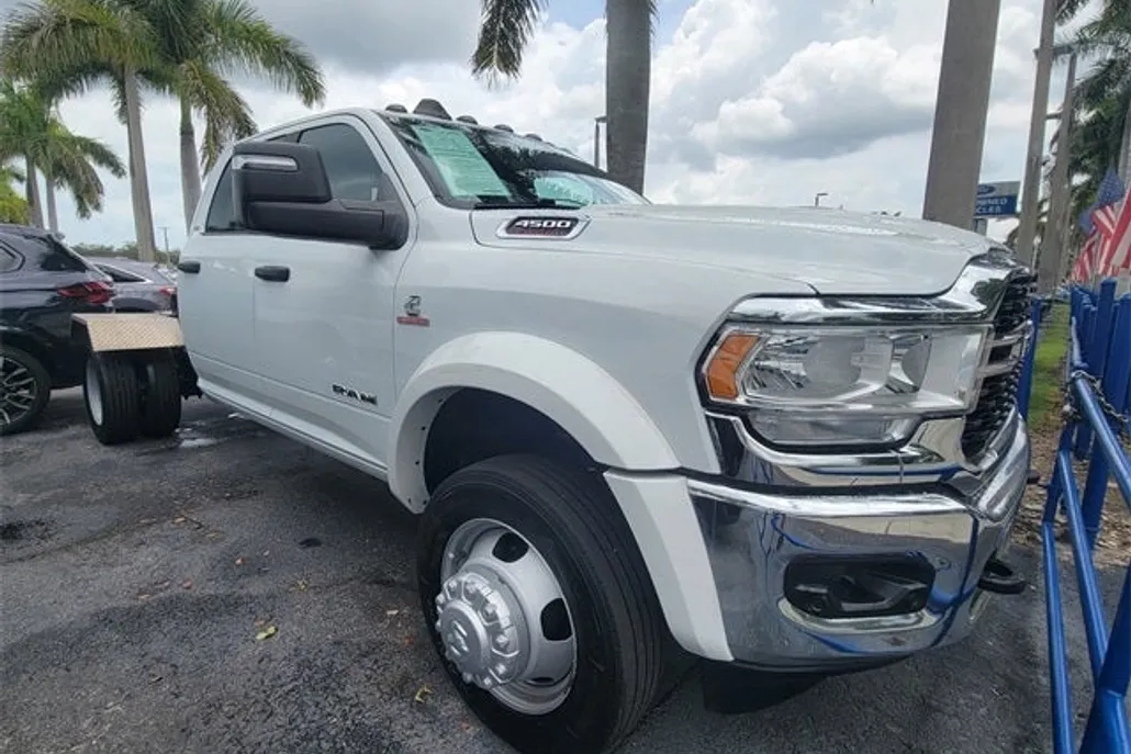 2023 Ram 4500 photo 1