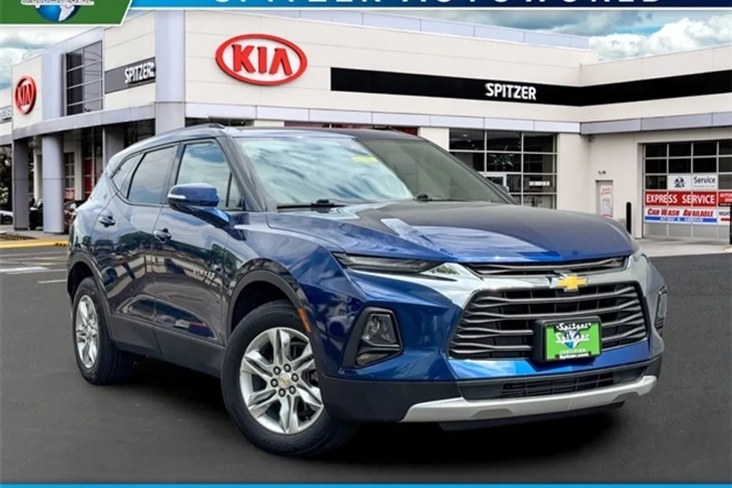 2022 Chevrolet Blazer 2LT photo 1