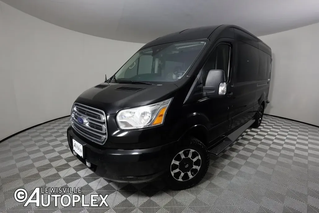 2018 Ford Transit photo 1