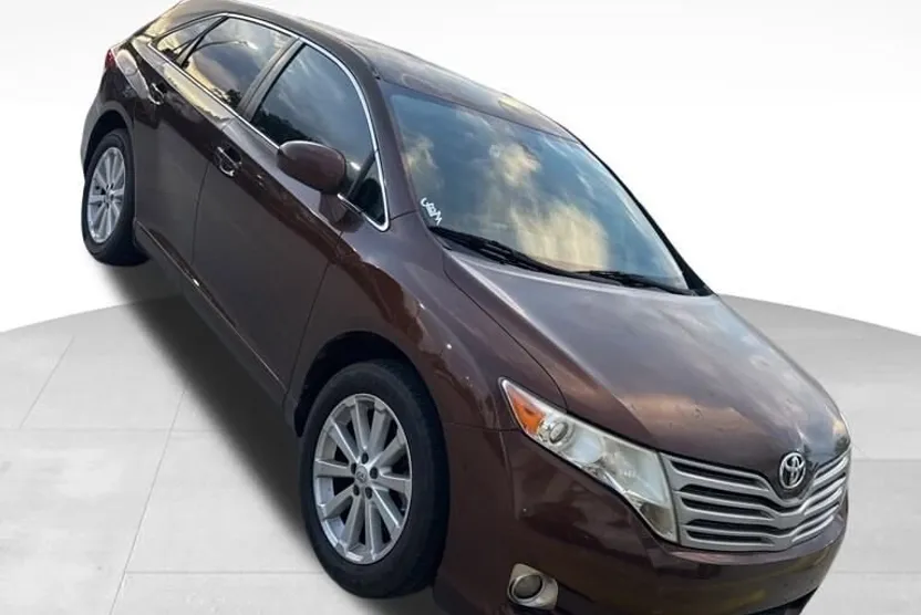 2010 Toyota Venza Base photo 1