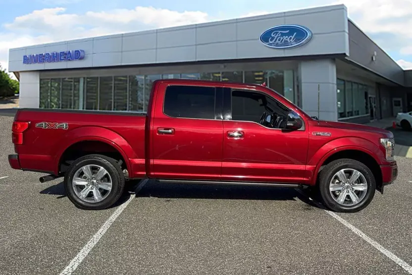 2019 Ford F-150 Platinum photo 1