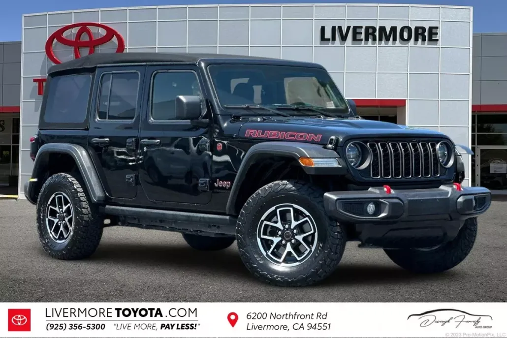 2024 Jeep Wrangler Rubicon photo 1