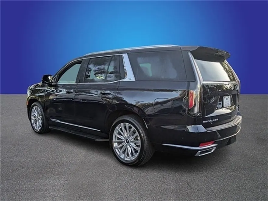 2024 Cadillac Escalade Premium Luxury photo 3
