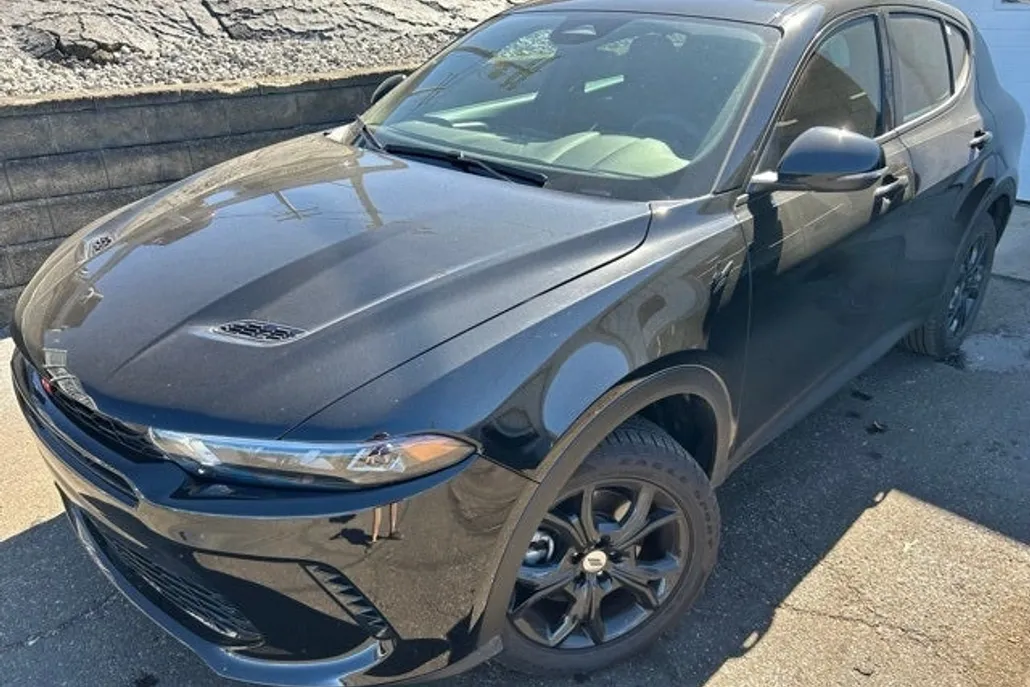 2023 Dodge Hornet GT photo 1