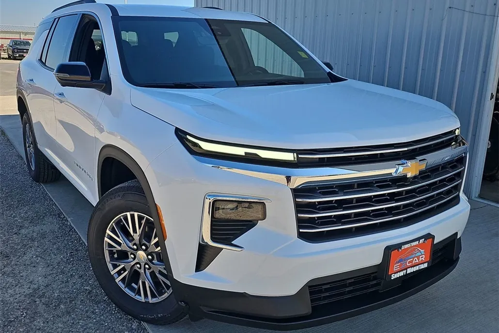 2026 Chevrolet Traverse 1LT photo 1
