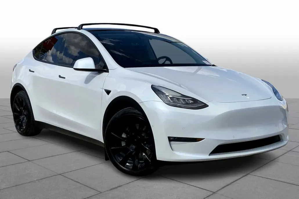 2021 Tesla Model Y Long Range photo 1