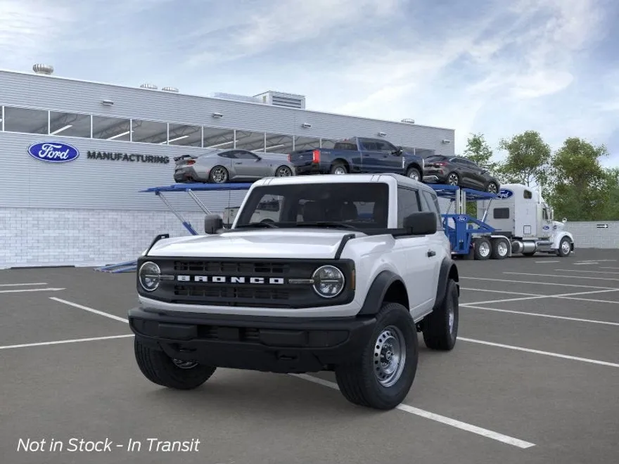 2025 Ford Bronco Base photo 1