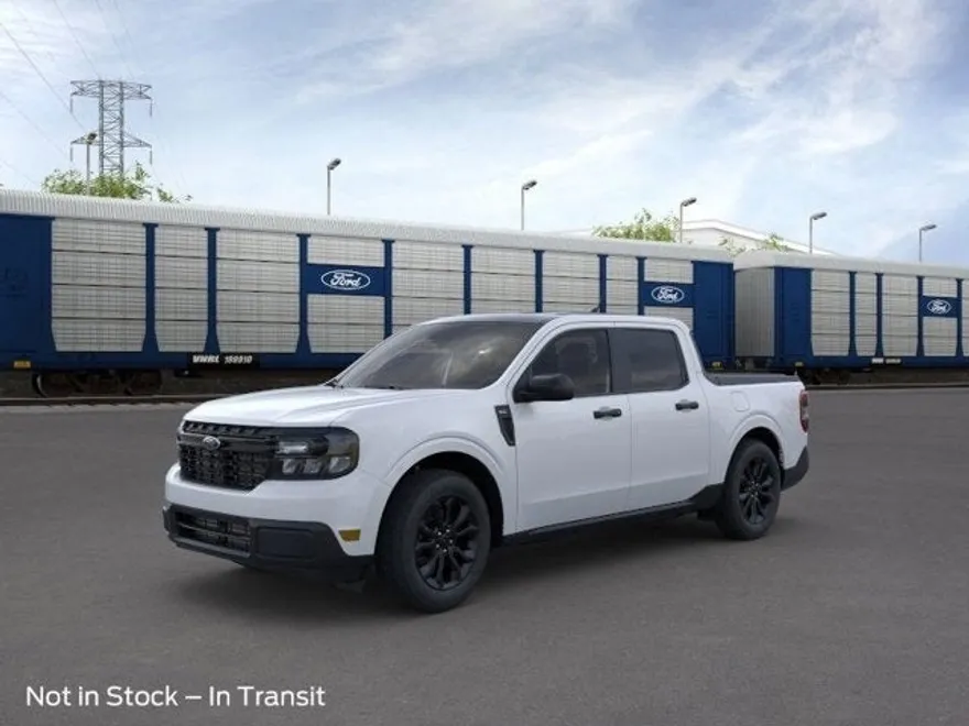 2024 Ford Maverick XLT photo 1