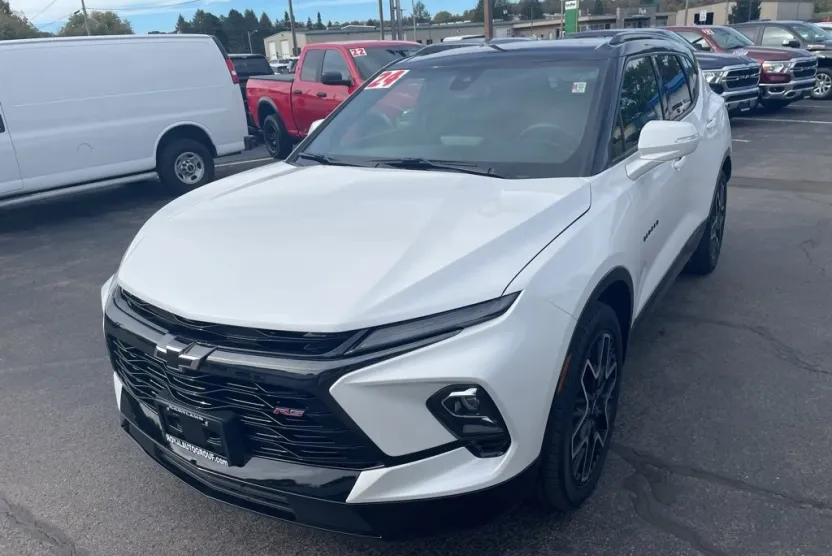 2024 Chevrolet Blazer RS photo 1