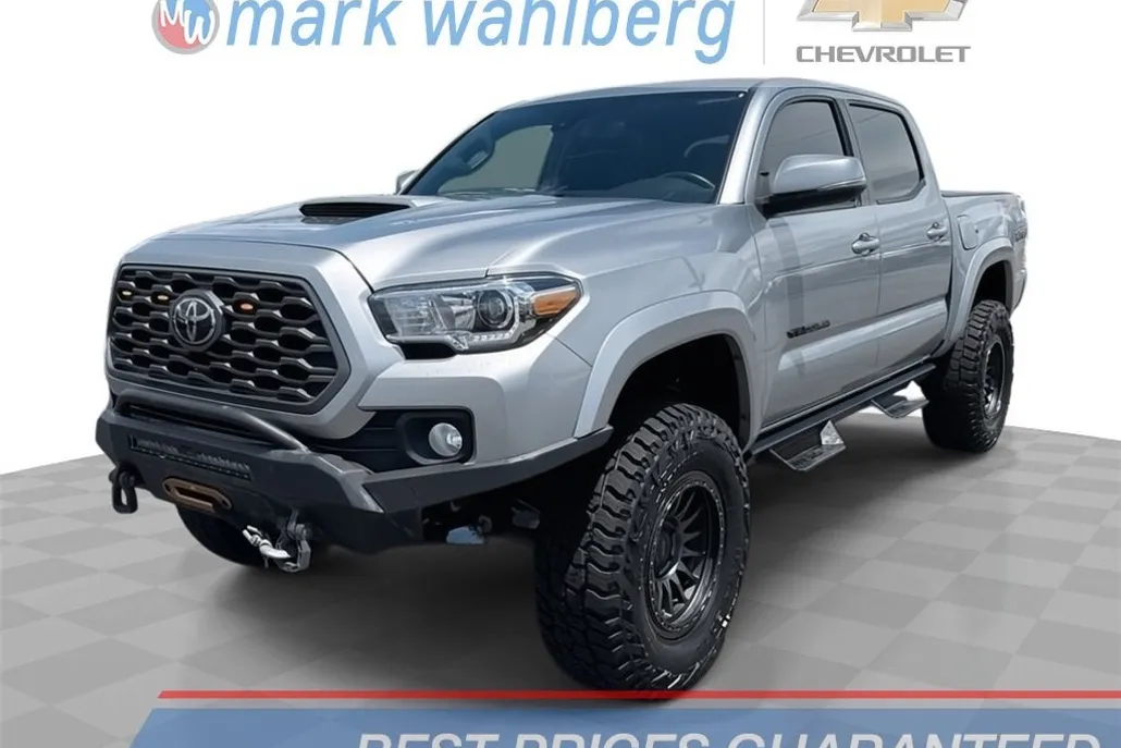 2020 Toyota Tacoma 4x4 SR5 photo 1